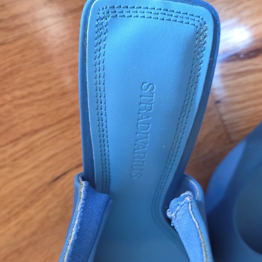 Stradivarius Cerulean Blue Sling Back Pumps - Picture 7 of 8